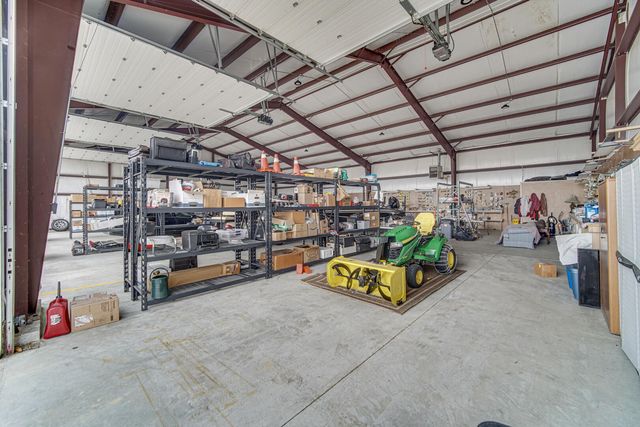 491 W Division Road, Valparaiso, IN 46385