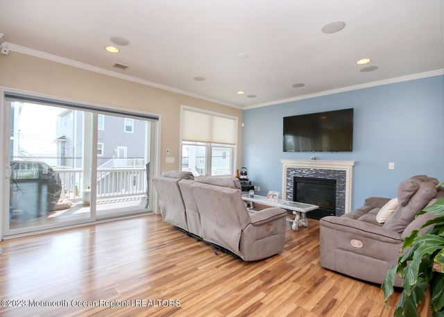 207 Ceylon Avenue, Seaside Heights, NJ 08751