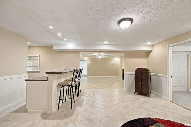 16 Flowermound Drive, West Lafayette, IN 47906
