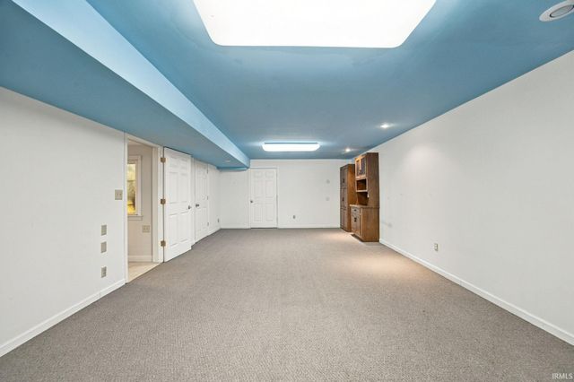 16 Flowermound Drive, West Lafayette, IN 47906