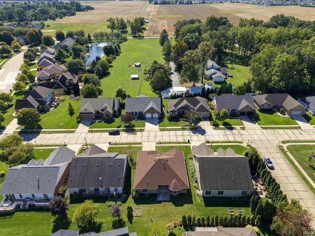16 Flowermound Drive, West Lafayette, IN 47906