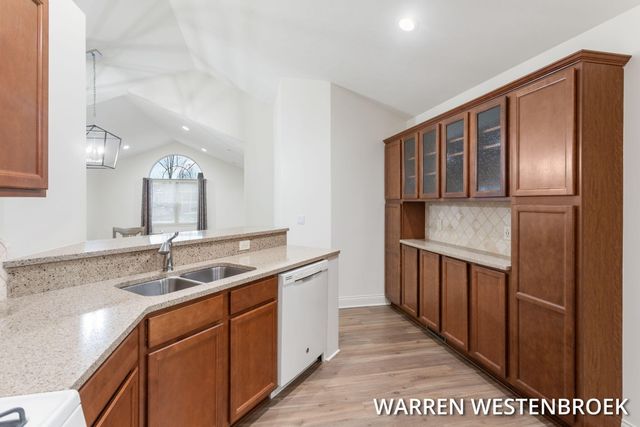 1213 Riverview Drive, Holland, MI 49423