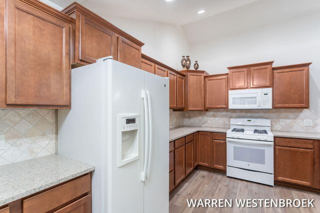 1213 Riverview Drive, Holland, MI 49423