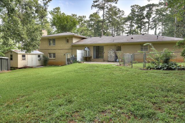 629 Canterbury Dr, Augusta, GA 30909