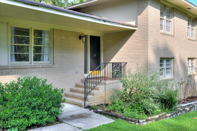 629 Canterbury Dr, Augusta, GA 30909