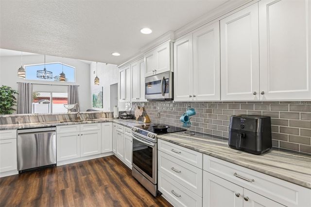 1210 WATERFORD DRIVE, Lakeland, FL 33803