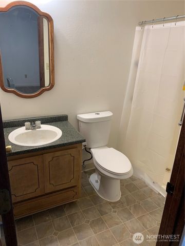 1513 NE 142nd Court, Vancouver, WA 98684