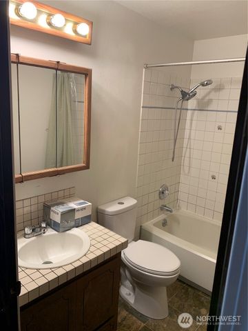 1513 NE 142nd Court, Vancouver, WA 98684