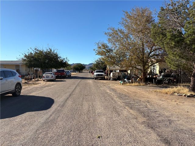 3575 E Devlin Avenue, Kingman, AZ 86409