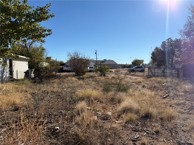 3575 E Devlin Avenue, Kingman, AZ 86409