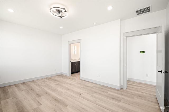 435 E Elaine Ct, Nampa, ID 83686