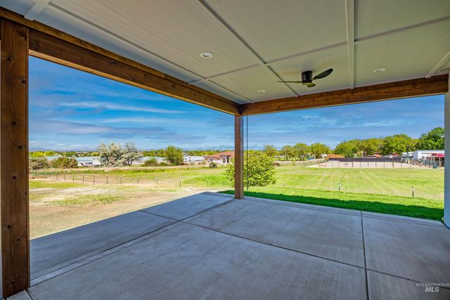 435 E Elaine Ct, Nampa, ID 83686