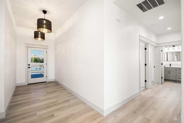 435 E Elaine Ct, Nampa, ID 83686