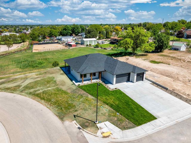 435 E Elaine Ct, Nampa, ID 83686