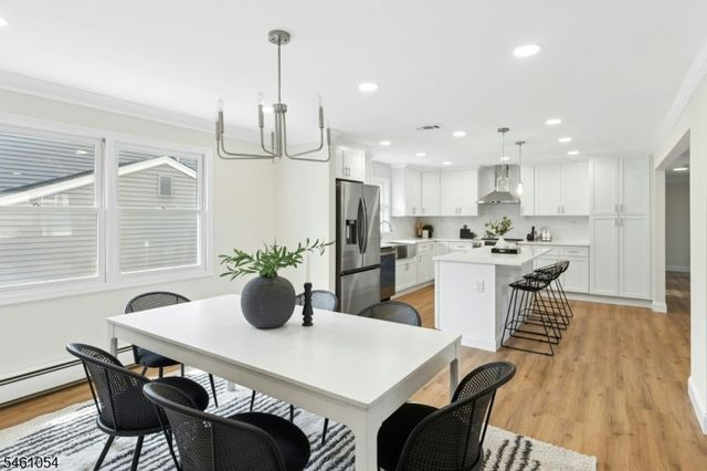 12 Dorchester Ave, Cranford Twp., NJ 07016