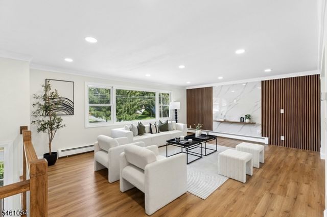 12 Dorchester Ave, Cranford Twp., NJ 07016