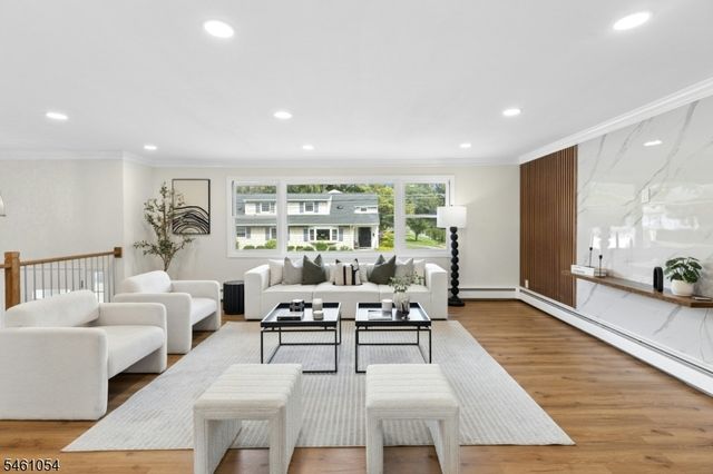 12 Dorchester Ave, Cranford Twp., NJ 07016