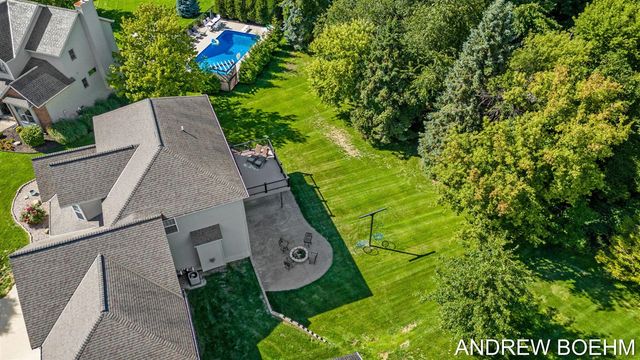 2586 Marble Court, Zeeland, MI 49464