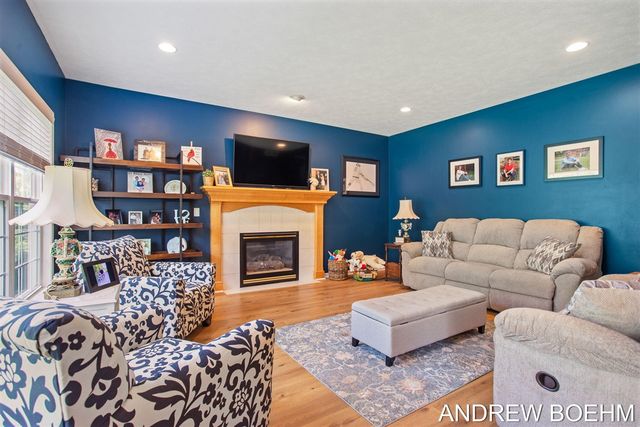 2586 Marble Court, Zeeland, MI 49464