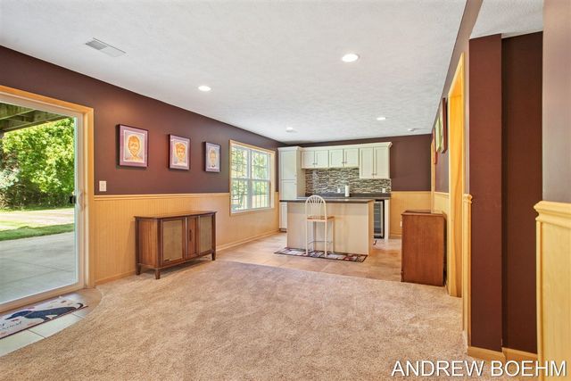 2586 Marble Court, Zeeland, MI 49464