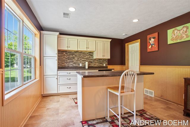 2586 Marble Court, Zeeland, MI 49464