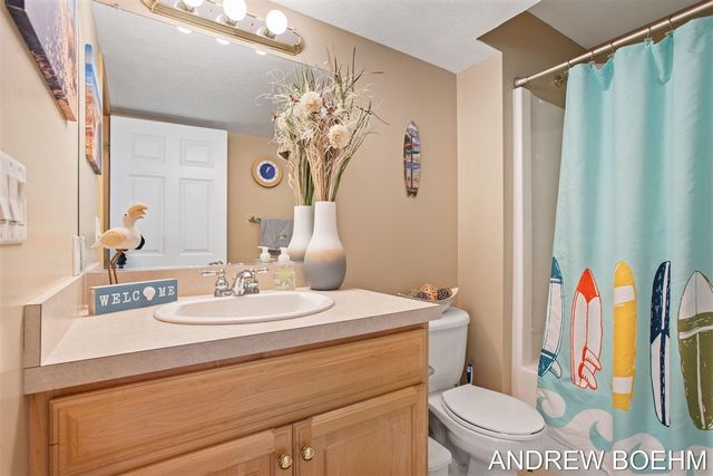 2586 Marble Court, Zeeland, MI 49464