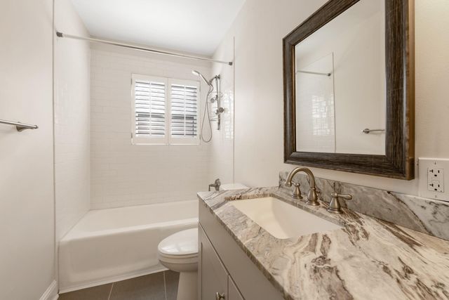 3507 Midwest Drive, Bryan, TX 77802