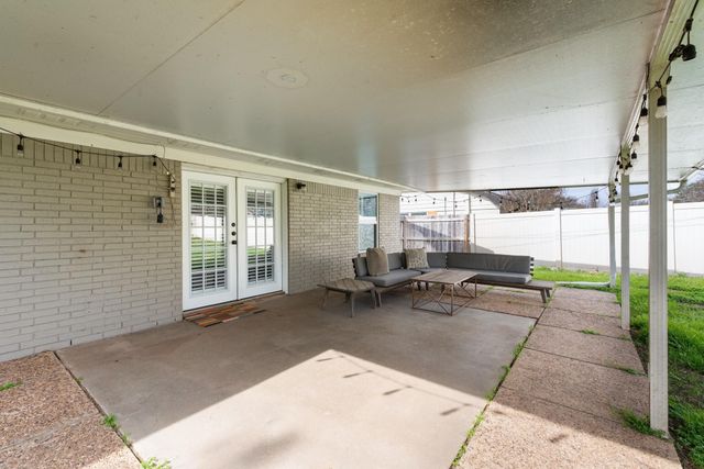 3507 Midwest Drive, Bryan, TX 77802