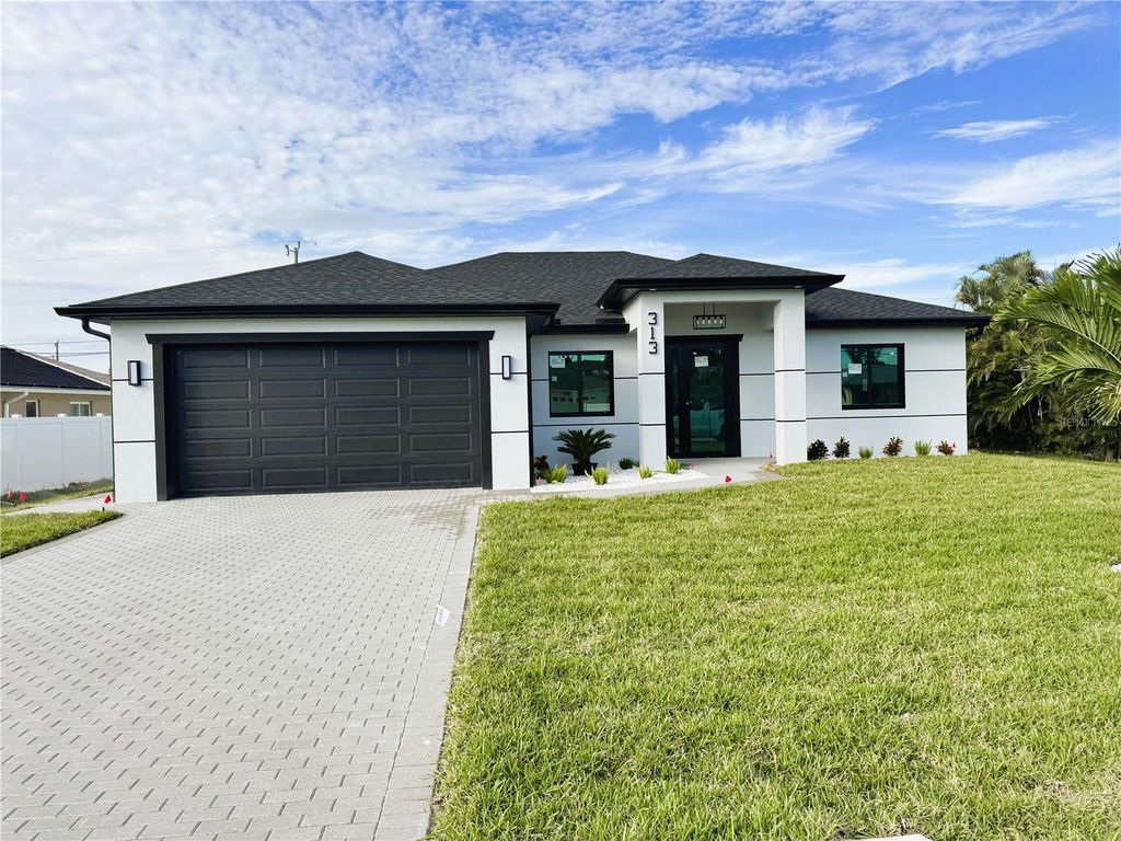313 SE 31ST TERRACE, Cape Coral, FL 33904