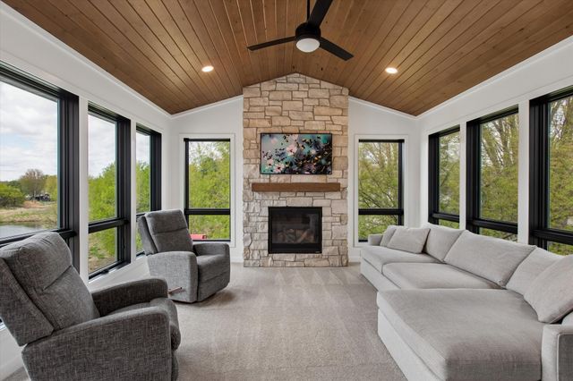 701 Carter Drive, Northfield, MN 55057