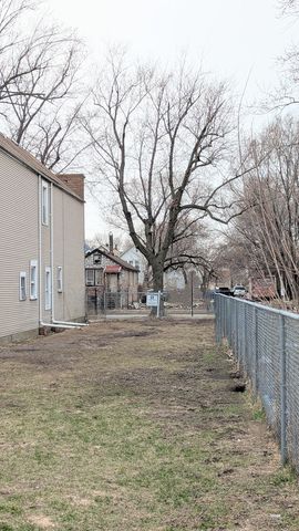 4805 S Elizabeth Street, Chicago, IL 60609