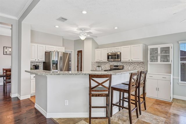 13906 Aspen Knoll Court, Houston, TX 77059