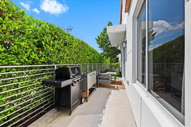 1255 NE 18TH Avenue, Fort Lauderdale, FL 33304
