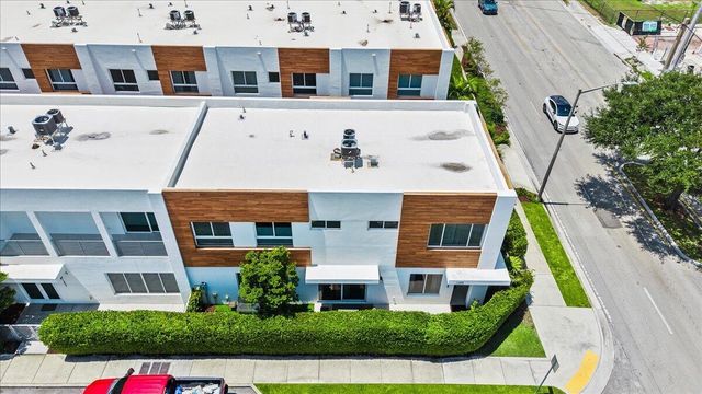 1255 NE 18TH Avenue, Fort Lauderdale, FL 33304