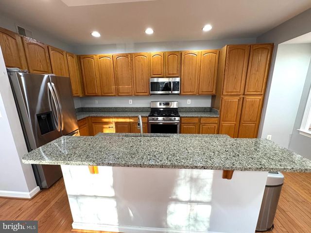 12915 STARTERS LANE, Fairfax, VA 22033