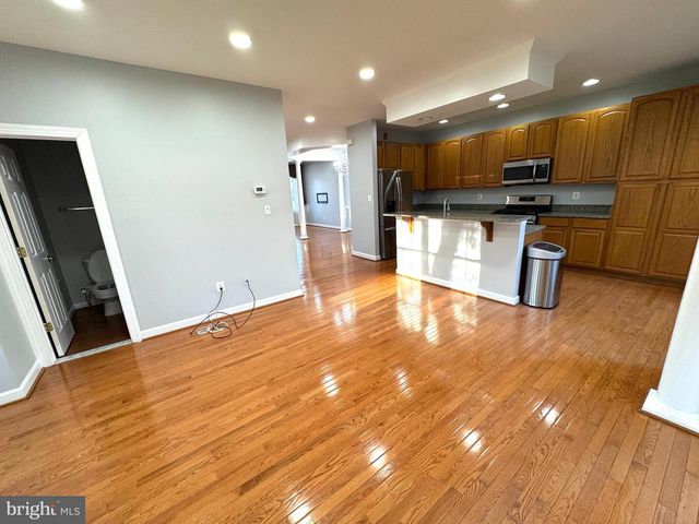 12915 STARTERS LANE, Fairfax, VA 22033