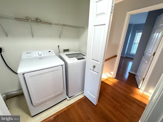 12915 STARTERS LANE, Fairfax, VA 22033