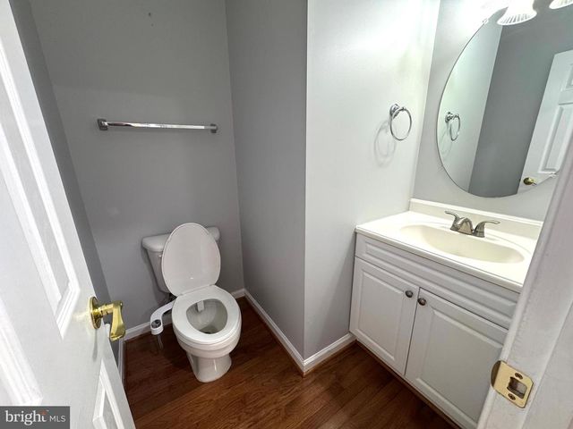 12915 STARTERS LANE, Fairfax, VA 22033