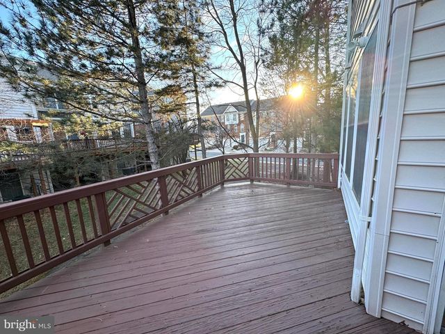 12915 STARTERS LANE, Fairfax, VA 22033