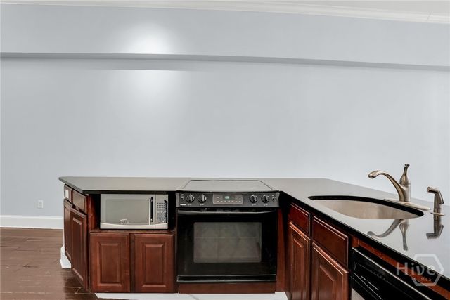 321 W Broughton Street 5, Savannah, GA 31401