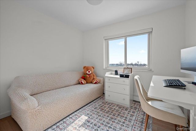 900 Midland Avenue 2G, Yonkers, NY 10704