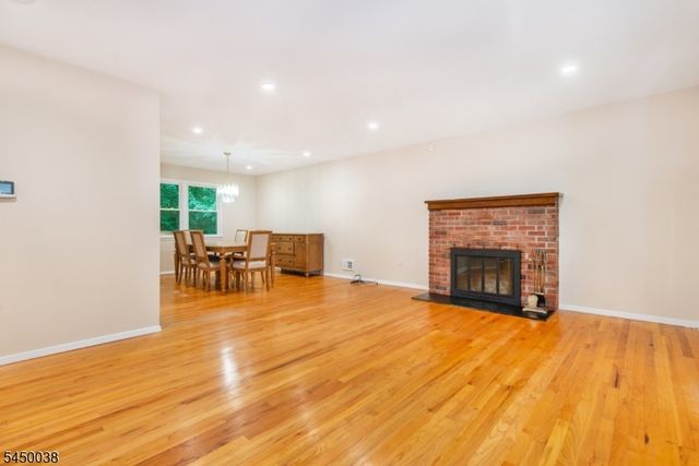 11 Southview Rd, Randolph Twp., NJ 07869