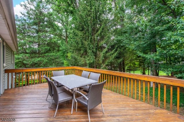 11 Southview Rd, Randolph Twp., NJ 07869