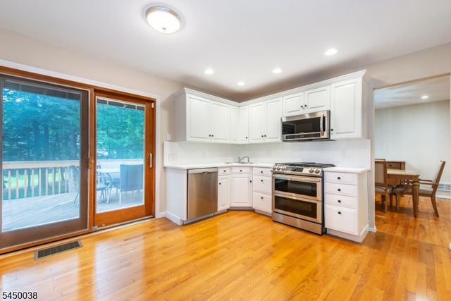 11 Southview Rd, Randolph Twp., NJ 07869