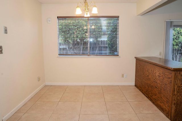 3513 W Mesa Avenue, Fresno, CA 93711