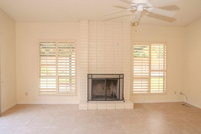 3513 W Mesa Avenue, Fresno, CA 93711
