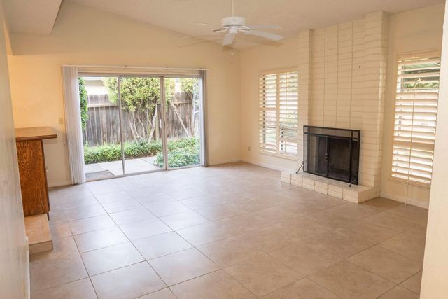 3513 W Mesa Avenue, Fresno, CA 93711