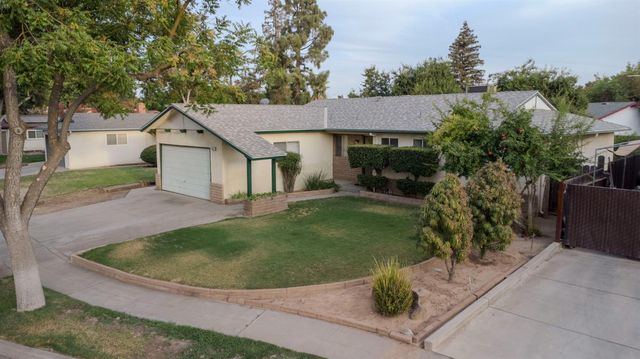 3513 W Mesa Avenue, Fresno, CA 93711