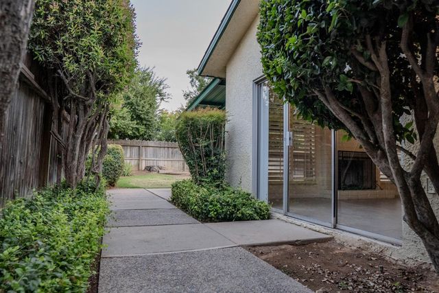 3513 W Mesa Avenue, Fresno, CA 93711
