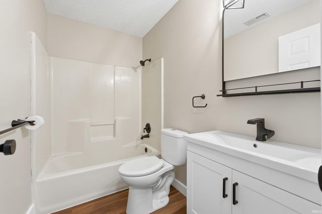 526 Lasselle Street, Fort Wayne, IN 46803